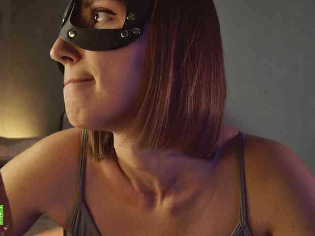 Jenniee webcam