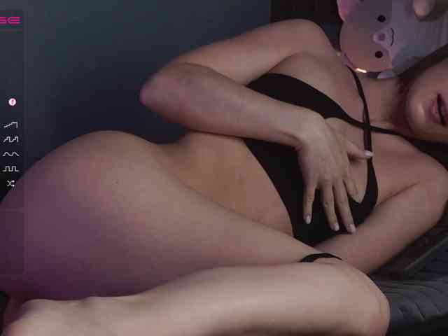 Jenniee webcam