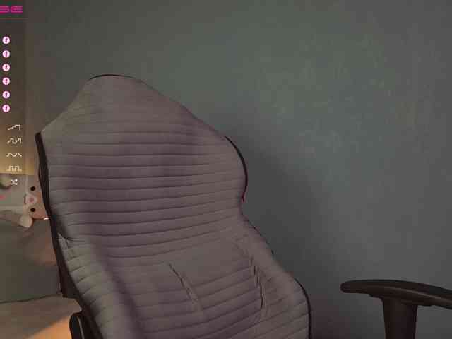 Jenniee webcam