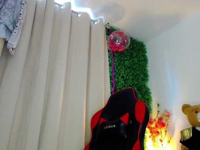 Rosmar7-'s BongaCams show and profile