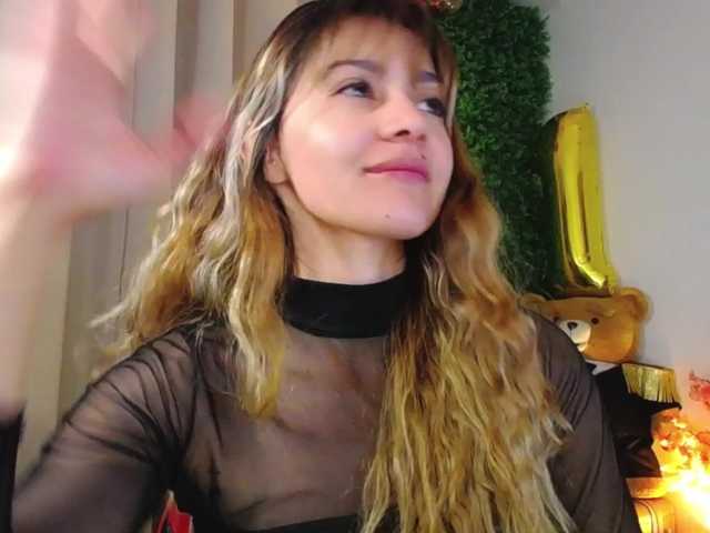 Rosmar7-'s BongaCams show and profile