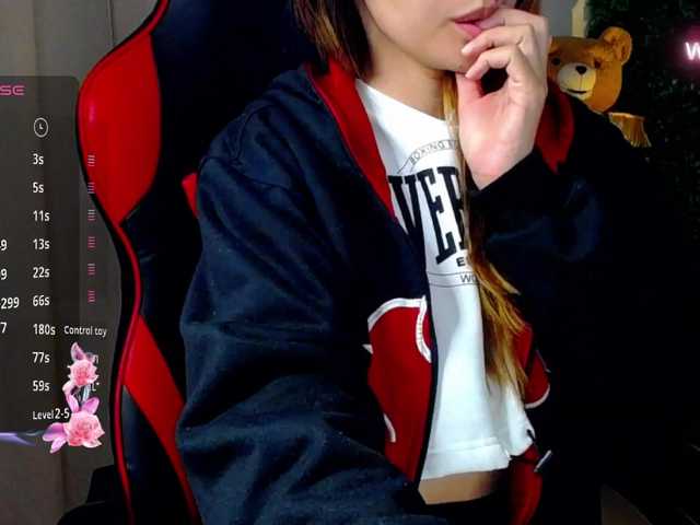 Rosmar7-'s BongaCams show and profile