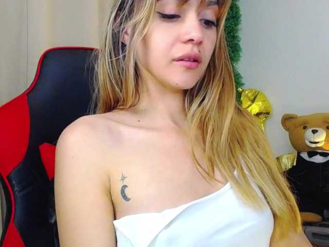 Rosmar7-'s BongaCams show and profile