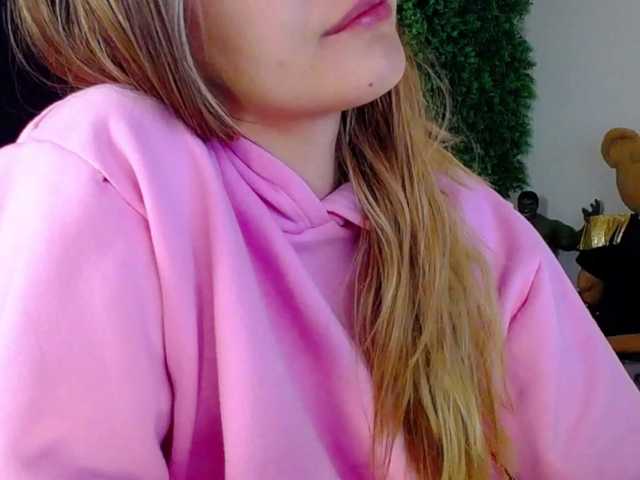 Rosmar7-'s BongaCams show and profile