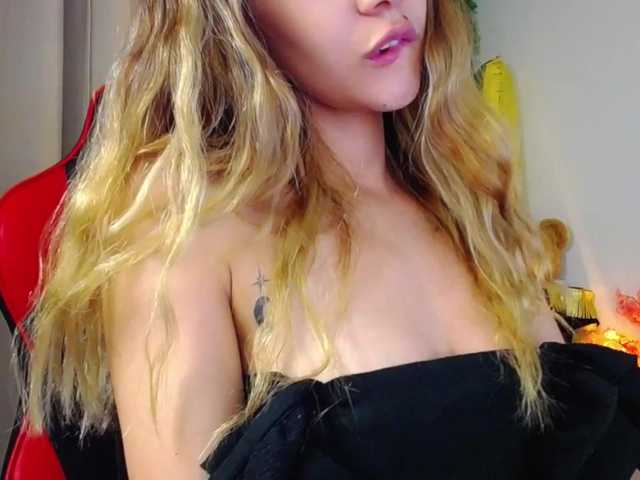 Rosmar7-'s BongaCams show and profile