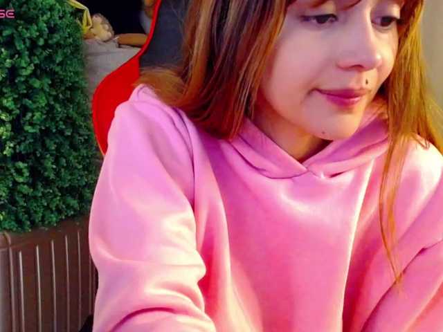 Rosmar7-'s BongaCams show and profile