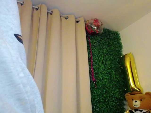 Rosmar7-'s BongaCams show and profile