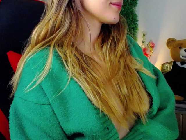 Rosmar7-'s BongaCams show and profile