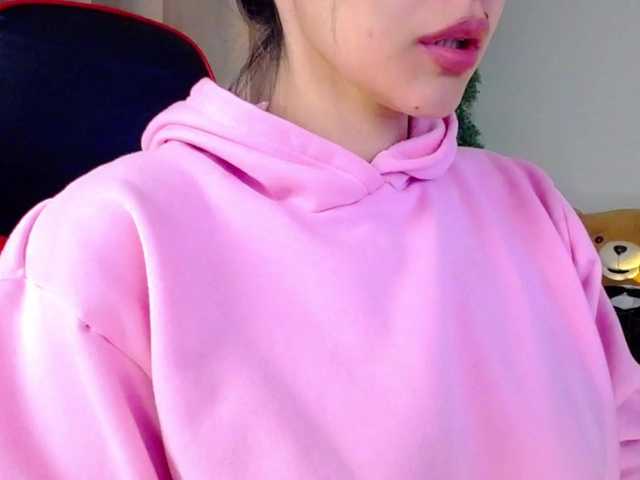 Rosmar7-'s BongaCams show and profile