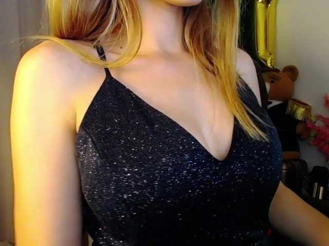 Rosmar7-'s BongaCams show and profile