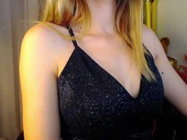 Rosmar7-'s BongaCams show and profile