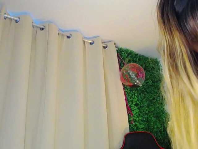 Rosmar7-'s BongaCams show and profile