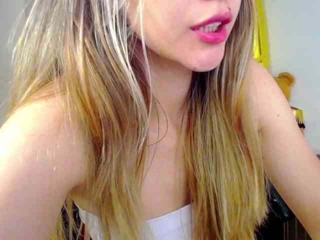 Rosmar7- Live Webcam on BongaCams