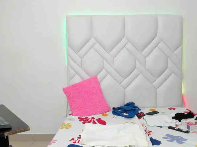 MatureNewbie webcam