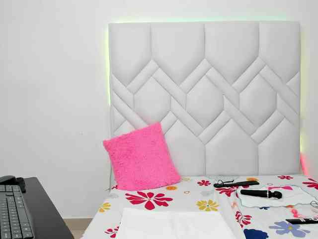 MatureNewbie webcam