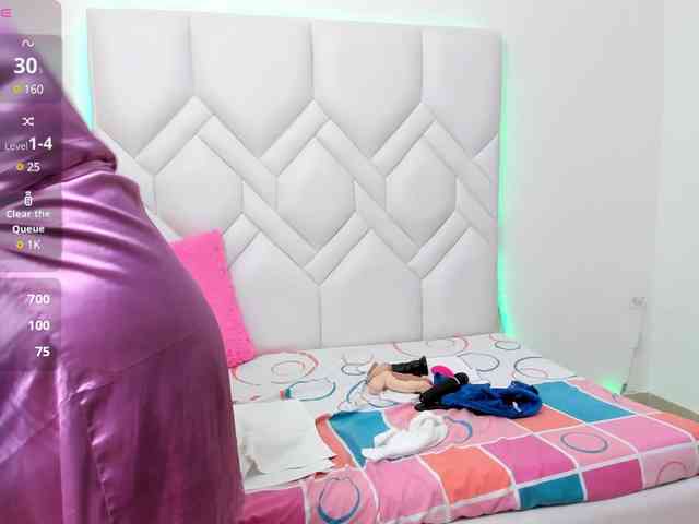 MatureNewbie webcam