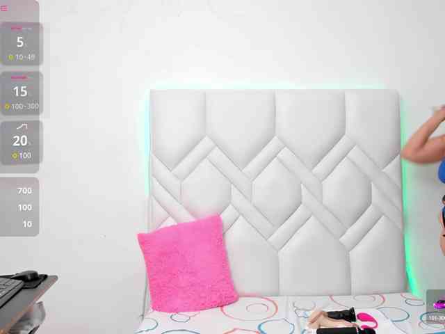 MatureNewbie webcam