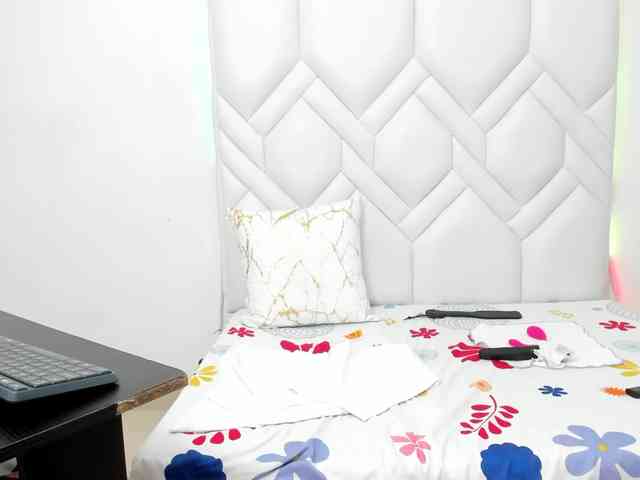MatureNewbie webcam