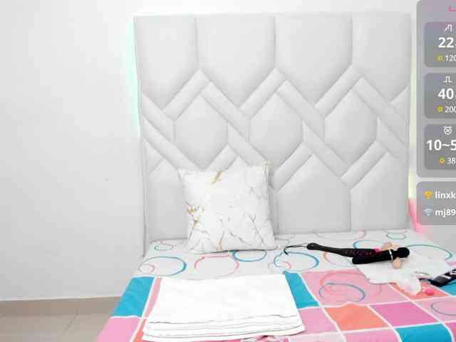 MatureNewbie webcam