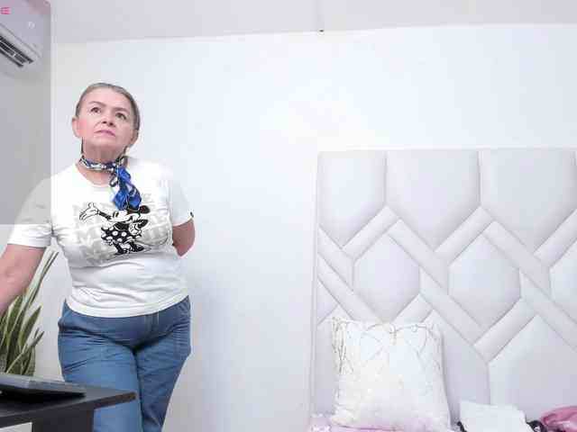 MatureNewbie MatureNewbie