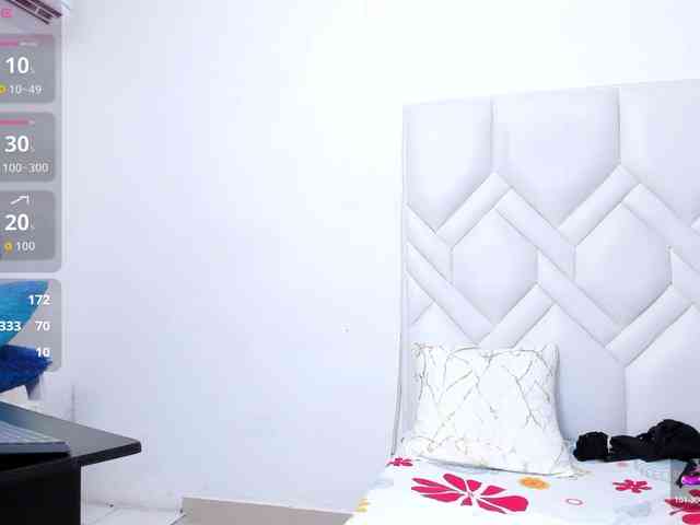 MatureNewbie webcam