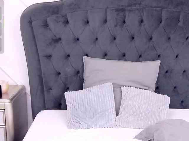 AlizNichols AlizNichols