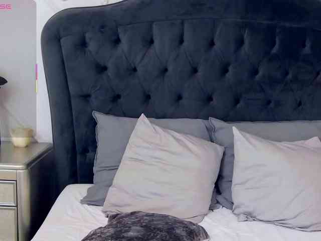 AlizNichols webcam