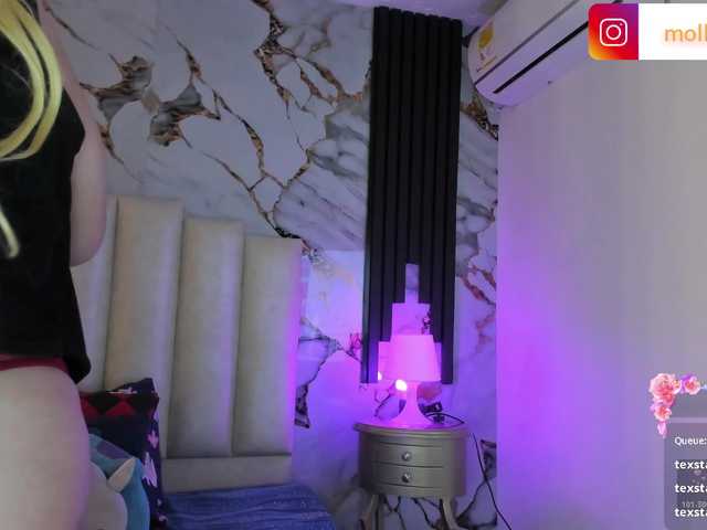 mollieblue69's BongaCams show and profile