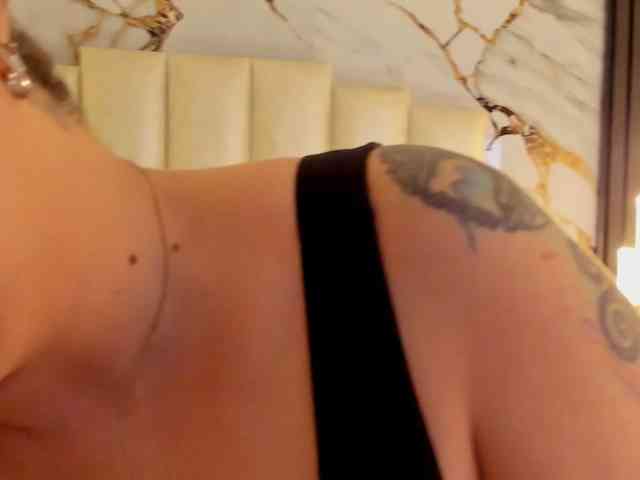 Модель: mollieblue69
