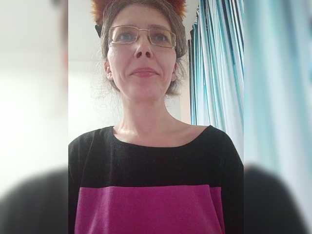 -queen-margo-'s BongaCams show and profile