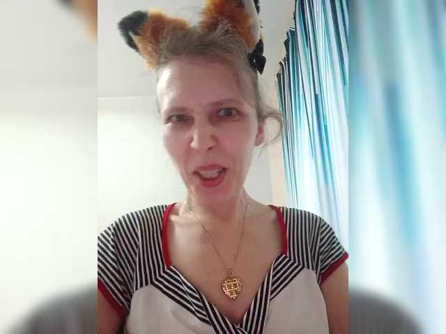 -queen-margo-'s BongaCams show and profile