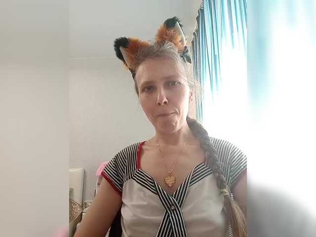 -queen-margo-'s BongaCams show and profile