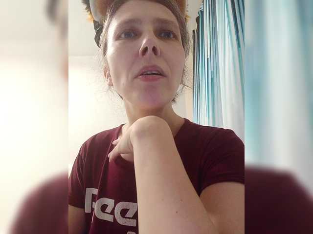 -queen-margo-'s BongaCams show and profile