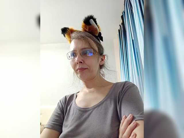 -queen-margo-'s BongaCams show and profile