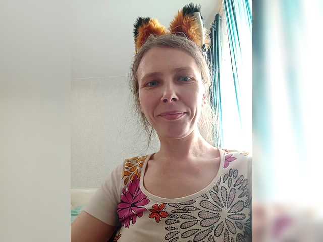 -queen-margo-'s BongaCams show and profile