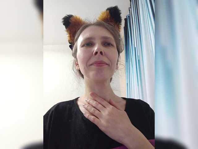 -queen-margo-'s BongaCams show and profile