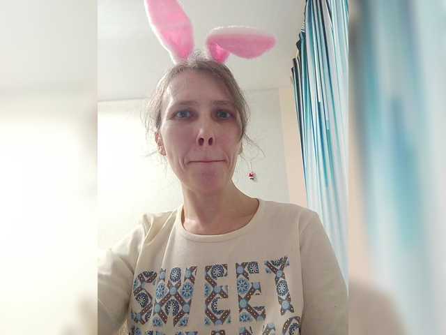 -queen-margo-'s BongaCams show and profile