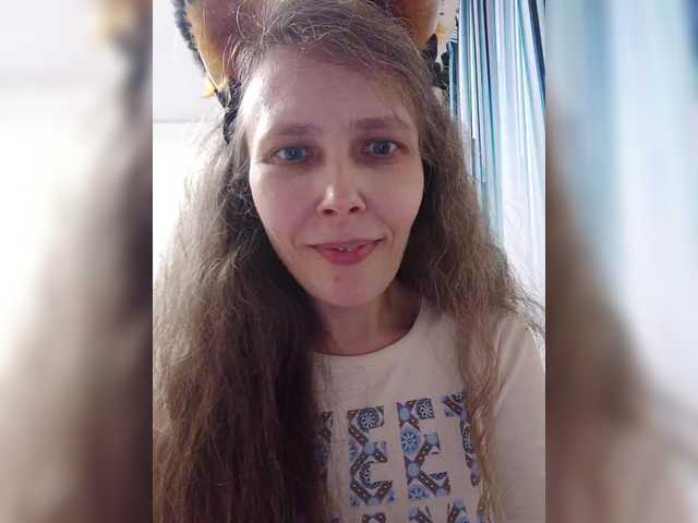 -queen-margo-'s BongaCams show and profile