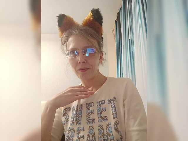 -queen-margo-'s BongaCams show and profile