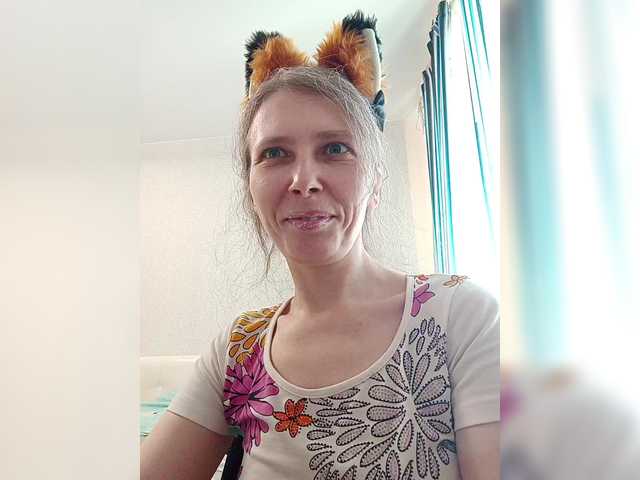 Preview of -queen-margo-