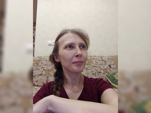 -queen-margo-'s BongaCams show and profile