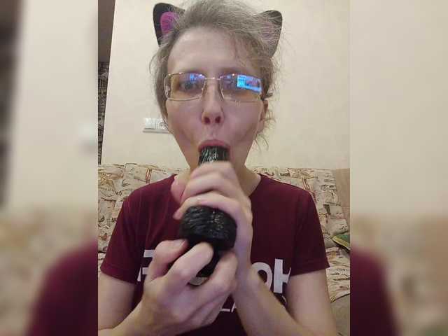  -queen-margo- chat room