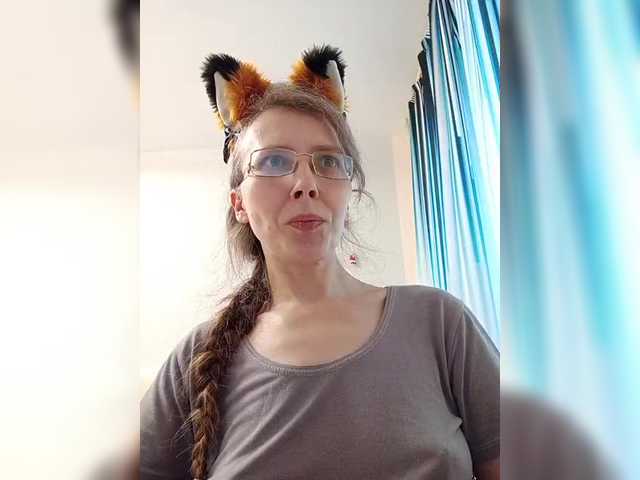 -queen-margo-'s BongaCams show and profile