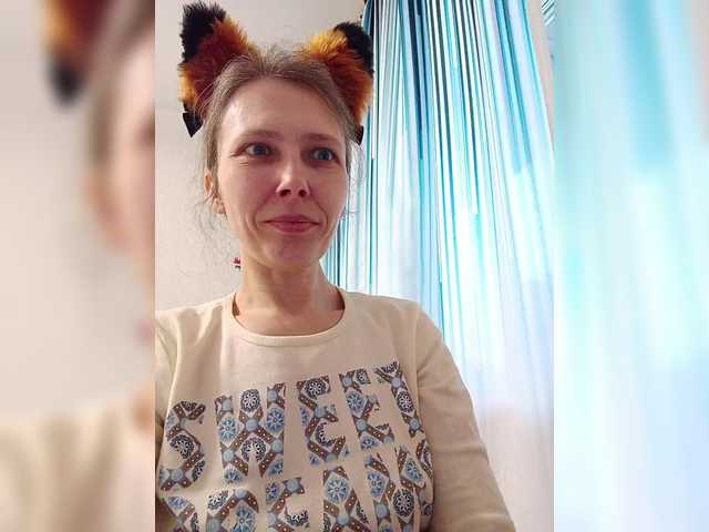 -queen-margo-'s BongaCams show and profile