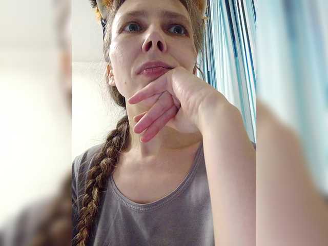 -queen-margo-'s BongaCams show and profile