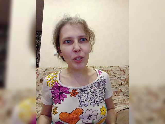 Preview of -queen-margo-