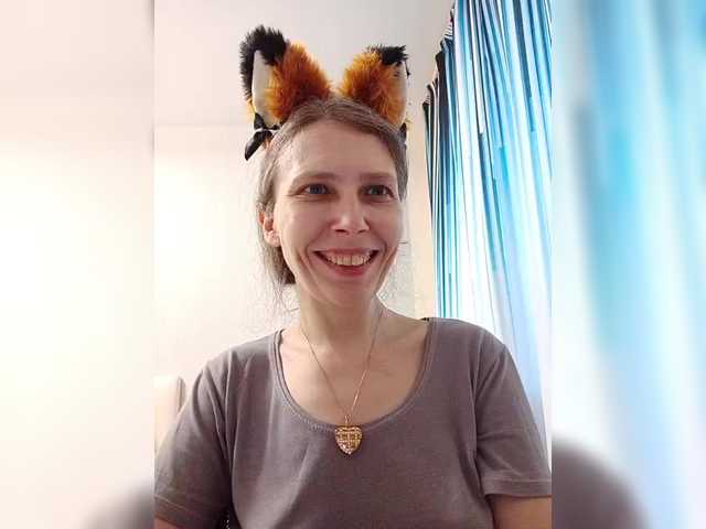 -queen-margo-'s BongaCams show and profile