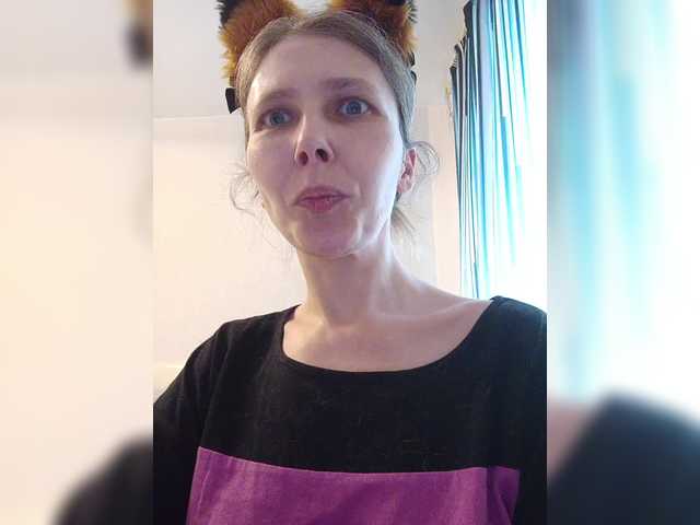 -queen-margo-'s BongaCams show and profile