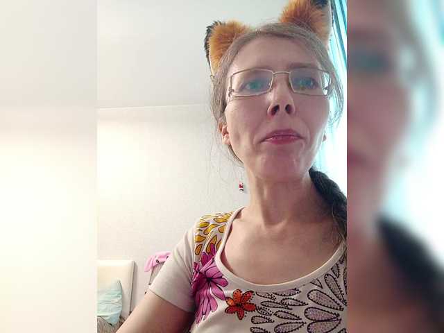 -queen-margo-'s BongaCams show and profile