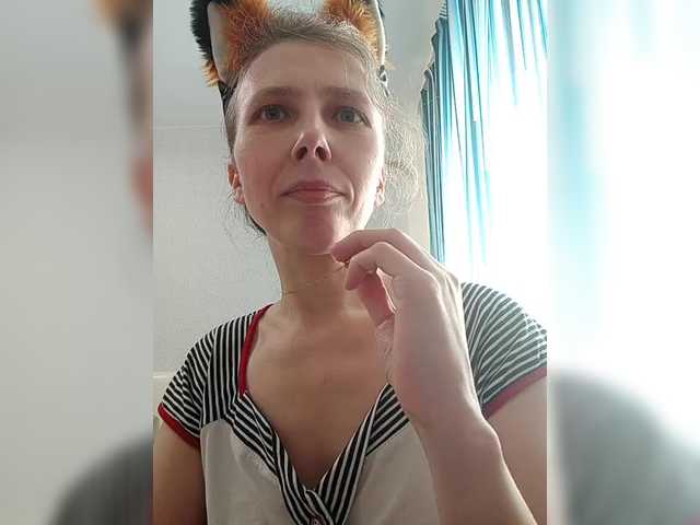 -queen-margo-'s BongaCams show and profile